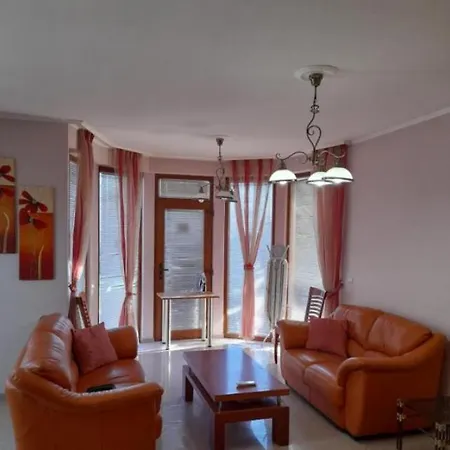 Pensión Villa B&B 3*